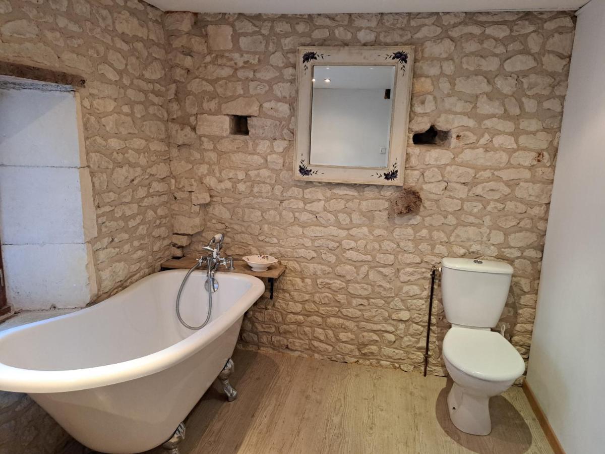 Le Moulin Etourneau - 3 Gites Avec 2 Piscines Champagnac  ภายนอก รูปภาพ