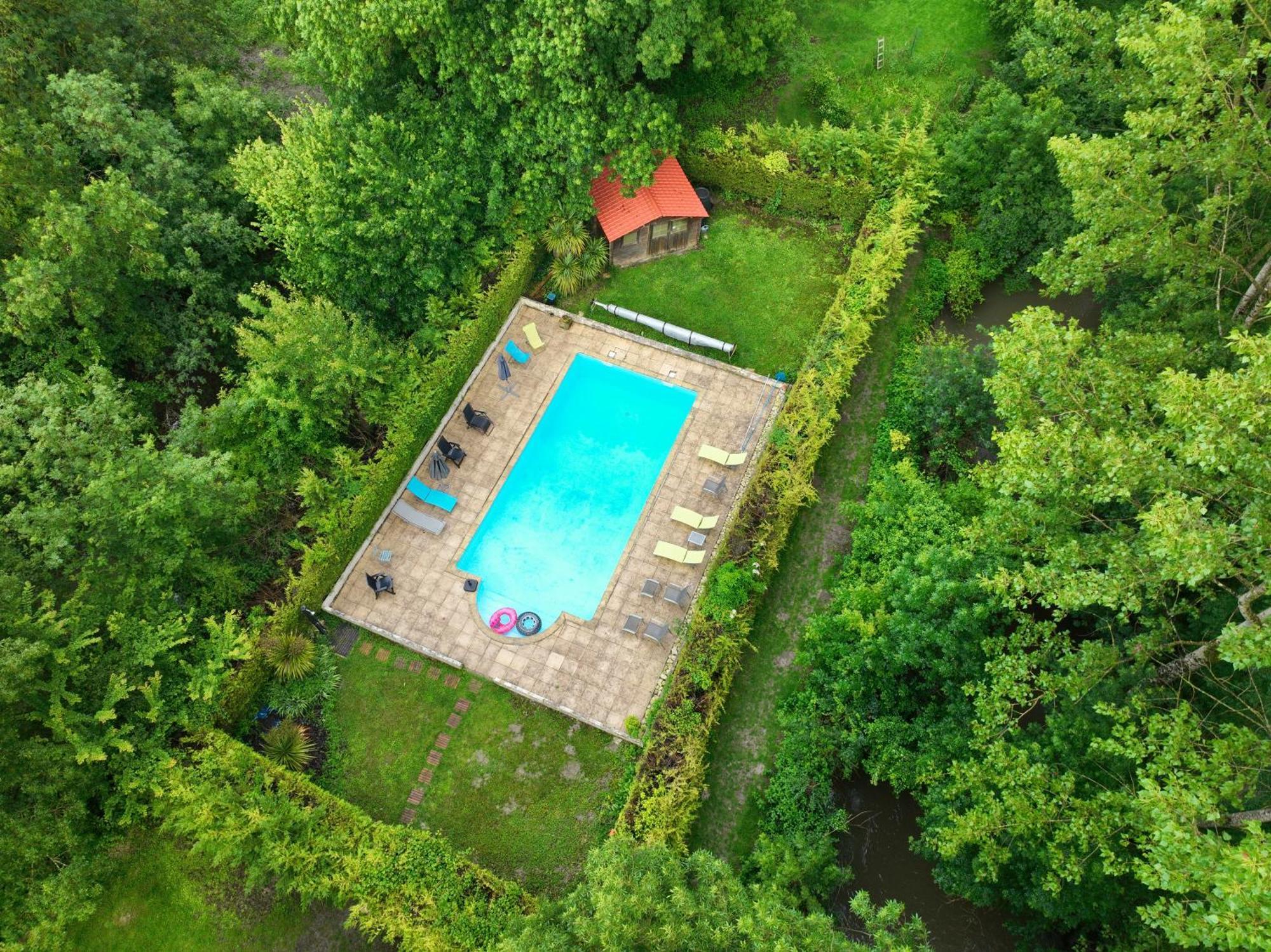 Le Moulin Etourneau - 3 Gites Avec 2 Piscines Champagnac  ภายนอก รูปภาพ